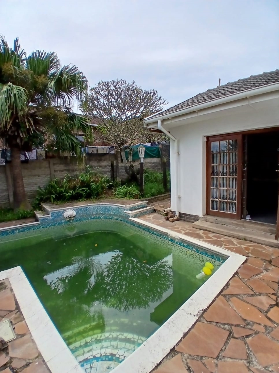 4 Bedroom Property for Sale in Amalinda Eastern Cape